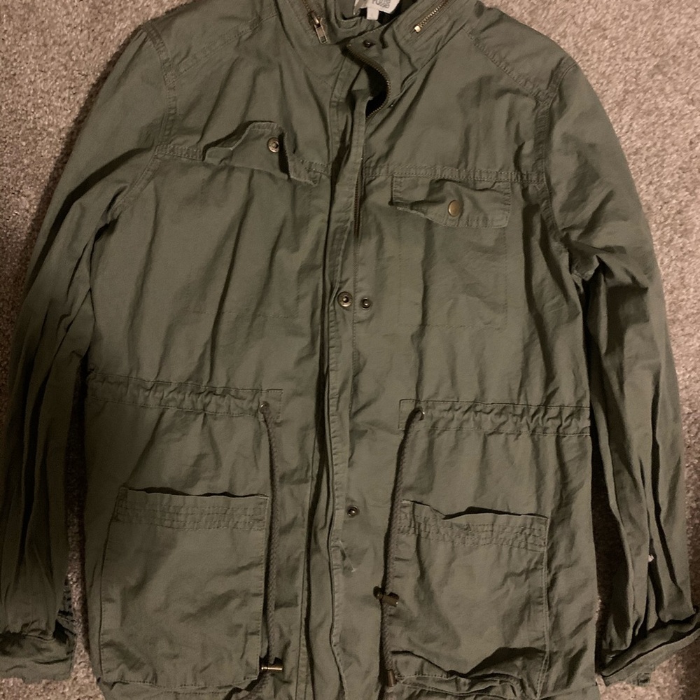 Camp green zip up jacket